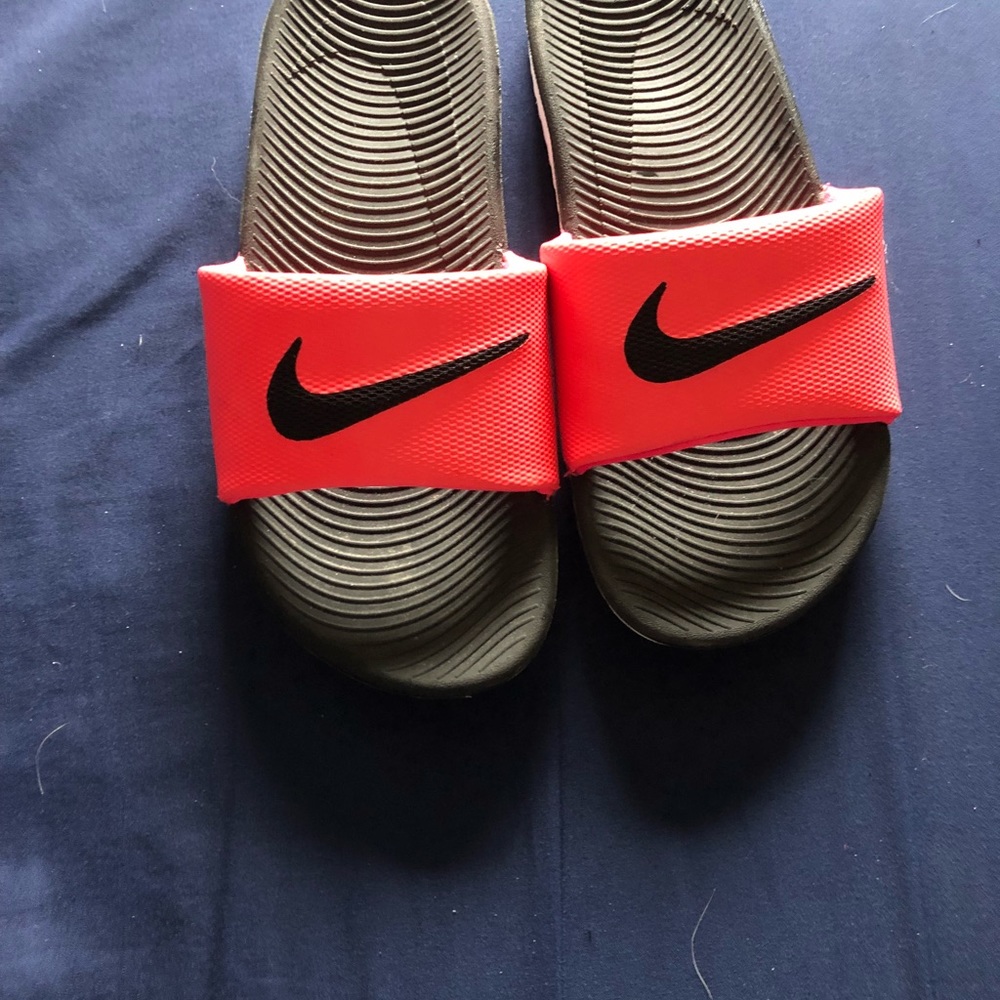 NEW Nike Slides - Picture 2 of 5